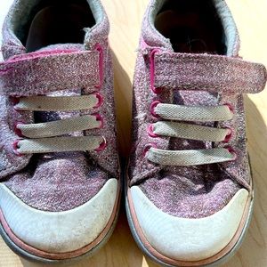 See Kai Run Glitter Pink Velcro Sneakers in Size 11